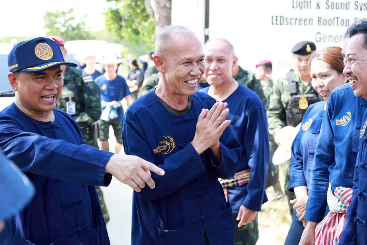 รองแม่ทัพภาคที่ 4 ฟื้นวิถีถิ่น สืบศิลป์ชาวนา นาทวีโมเดล &ldquo;พลิกนาร้าง เป็นนารักษ์ ปีที่ 9&rdquo; หนุนพืชเศรษฐกิจ-เชื่อมพลังภาครัฐ ศาสนา และชุมชน สู่สังคมพหุวัฒนธรรมอย่างยั่งยืน