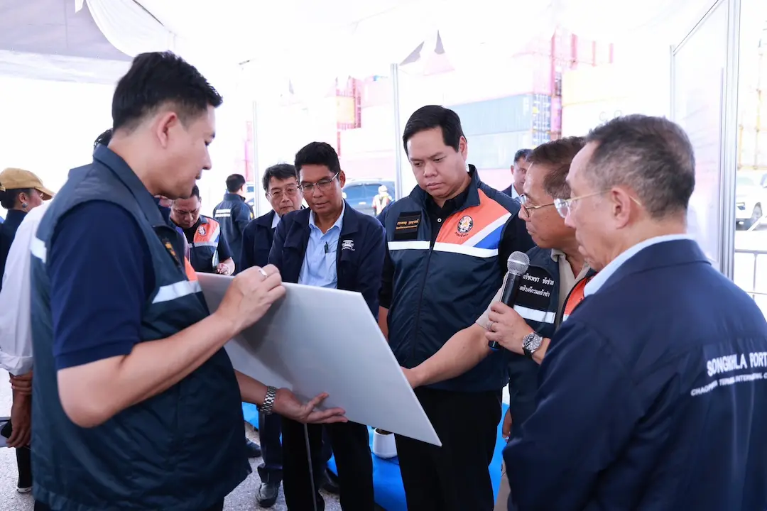 &ldquo;สรรเพชญ&rdquo; ติดตามการยกระดับท่าเรือสงขลา สู่ฮับโลจิสติกส์อ่าวไทยตอนล่าง สั่งกรมเจ้าท่าขอเพิ่มงบฯ ขุดลอกร่องน้ำ ปี 70 อีก 133 ล้านบาท ดึงส่งออกยางพาราผ่านท่าเรือสงขลาให้ได้ไม่น้อยกว่า 50%