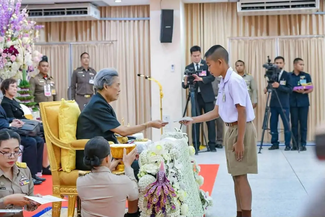 รับพระราชทานเกียรติบัตรนักเรียนต้นแบบด้านการเกษตร &ldquo;ทินภัทร มณีเพชร โรงเรียนสุคิริน สานต่อ &rdquo;ครัวโรงเรียน สู่ครัวบ้าน&rdquo;
