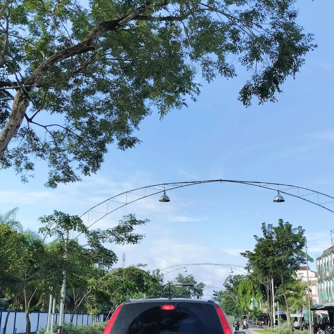 ยะลาอากาศดีขึ้น! ฝนช่วยชะล้างหมอกควันข้ามประเทศอินโดนีเซีย ดันค่า PM 2.5 สู่เกณฑ์ปกติ