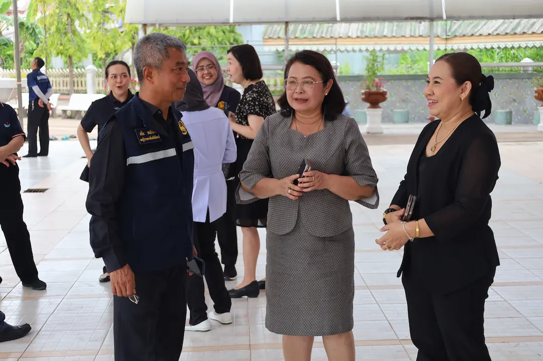 รองผู้ว่าฯ ปัตตานี ลงพื้นที่มัสยิดกลาง ติดตามการเตรียมความพร้อมรับเสด็จฯ ในโอกาสเสด็จฯ ทรงปฏิบัติพระราชกรณียกิจ 10 ต.ค. นี้